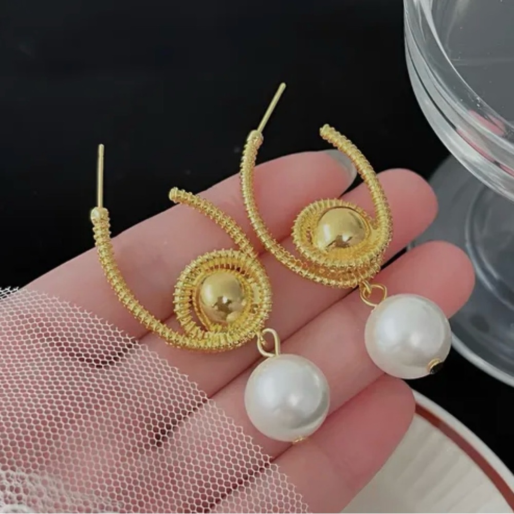 Elegant Gold and Pearl Drop Earrings - Picture 8 of 14